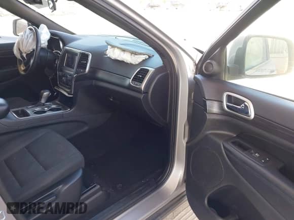 2019 Jeep Grand Cherokee Altitude with VIN 1C4RJFAG3KC794111, listed as a IAAI auction lot 41781412 with 47,952 mi miles and . Bid and sale history available at DreamBid. Image 5.
