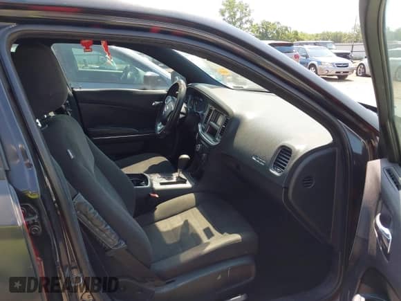 2012 Dodge Charger SE с VIN 2C3CDXBG4CH109201, выставлен на аукционе IAAI как лот 42940554 с пробегом 184 688 миль миль и . История ставок и продаж доступна на DreamBid. Изображение 5.