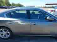 2014 Nissan Maxima SV with VIN 1N4AA5AP9EC471554, listed as a IAAI auction lot 43150248 with 102,187 mi miles and . Bid and sale history available at DreamBid. Image 13.