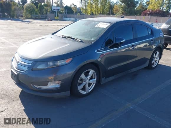 2013 Chevrolet Volt z VIN 1G1RF6E48DU118079, wystawiony jako IAAI lot #43426157 z przebiegiem 148 804 mil mil oraz . Historia ofert i sprzedaży dostępna na DreamBid. Obrazek 2.