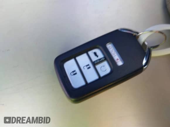 2022 Honda Pilot TrailSport with VIN 5FNYF6H83NB075881, listed as a IAAI auction lot 41262606 with Not provided miles and . Bid and sale history available at DreamBid. Image 11.