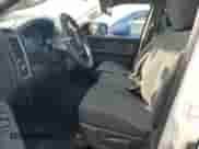 2023 Ram 1500 Tradesman z VIN 1C6RR7FG5PS537656, wystawiony jako Copart lot #65603285 z przebiegiem 19 827 mil mil oraz Szkoda całkowita • Salvage title. Historia ofert i sprzedaży dostępna na DreamBid. Obrazek 7.