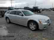 2007 Dodge Magnum with VIN 2D4FV47V17H654132, listed as a Copart auction lot 71409855 with 116,610 mi miles and Salvage title. Bid and sale history available at DreamBid. Image 4.