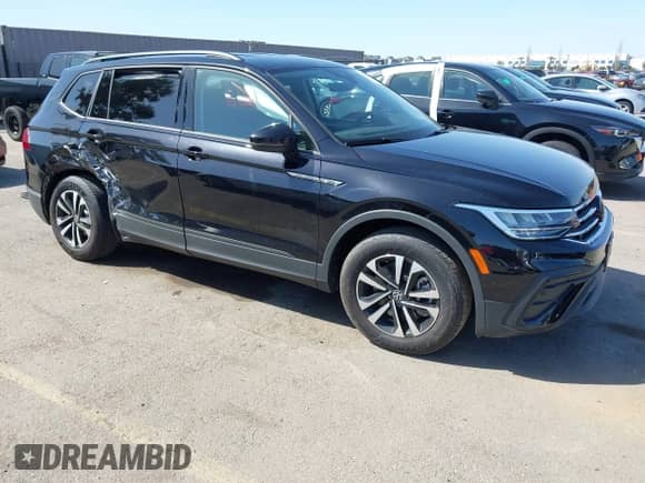 2024 Volkswagen Tiguan S с VIN 3VVRB7AX1RM136302, выставлен на аукционе IAAI как лот 41966586 с пробегом 5 455 миль миль и . История ставок и продаж доступна на DreamBid. Изображение 1.