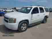 2008 Chevrolet Tahoe LTZ с VIN 1GNFC13J28R231248, выставлен на аукционе IAAI как лот 42781401 с пробегом 282 759 миль миль и . История ставок и продаж доступна на DreamBid. Изображение 2.