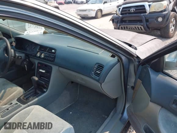 1995 Honda Accord LX с VIN 1HGCD5633SA024016, выставлен на аукционе IAAI как лот 41892732 с пробегом 175 969 миль миль и . История ставок и продаж доступна на DreamBid. Изображение 5.