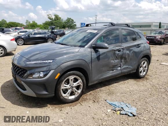 2023 Hyundai Kona SEL с VIN KM8K6CAB7PU996632, выставлен на аукционе Copart как лот 64984485 с пробегом 41 635 миль миль и Списание • Salvage title. История ставок и продаж доступна на DreamBid. Изображение 1.