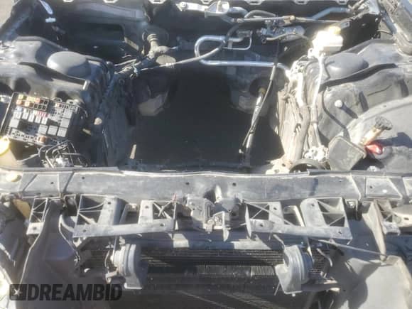 2014 Chrysler 300 SRT-8 с VIN 2C3CCAFJ1EH206137, выставлен на аукционе Copart как лот 64228645 с пробегом Не указан миль и На запчасти • Non repairable. История ставок и продаж доступна на DreamBid. Изображение 11.