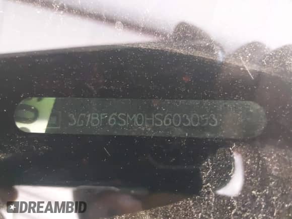 2017 Chevrolet Cruze Premier z VIN 3G1BF6SM0HS603053, wystawiony jako IAAI lot #42439222 z przebiegiem Nie podano mil oraz . Historia ofert i sprzedaży dostępna na DreamBid. Obrazek 9.