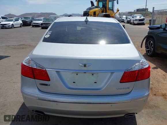 2009 Hyundai Genesis с VIN KMHGC46E89U038741, выставлен на аукционе IAAI как лот 42956442 с пробегом 44 381 миль миль и . История ставок и продаж доступна на DreamBid. Изображение 16.