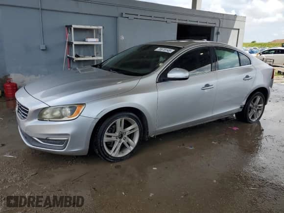 2014 Volvo S60 T5 с VIN YV1612FS2E2289562, выставлен на аукционе Copart как лот 70878145 с пробегом Не указан миль и Чистый • Clean title. История ставок и продаж доступна на DreamBid. Изображение 1.