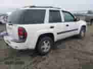 2005 Chevrolet TrailBlazer LS with VIN 1GNDT13S052218972, listed as a IAAI auction lot 43326417 with 151,187 mi miles and . Bid and sale history available at DreamBid. Image 4.