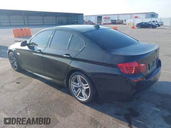 2015 BMW 5 Series 535i с VIN WBA5B1C5XFD920522, выставлен на аукционе IAAI как лот 42919872 с пробегом 157 025 миль миль и . История ставок и продаж доступна на DreamBid. Изображение 3.
