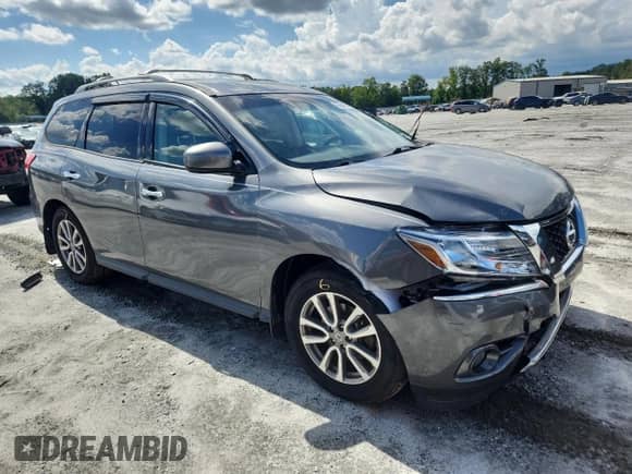 2015 Nissan Pathfinder SV z VIN 5N1AR2MM4FC705454, wystawiony jako Copart lot #68354385 z przebiegiem 136 225 mil mil oraz Szkoda całkowita • Salvage title. Historia ofert i sprzedaży dostępna na DreamBid. Obrazek 4.