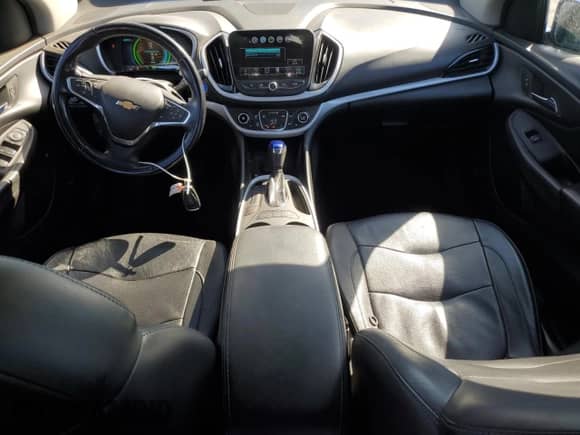 2017 Chevrolet Volt LT z VIN 1G1RC6S57HU186966, wystawiony jako Copart lot #82269135 z przebiegiem 86 727 mil mil oraz Szkoda całkowita • Salvage title. Historia ofert i sprzedaży dostępna na DreamBid. Obrazek 8.