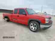 2005 Chevrolet Silverado 1500 Z71 с VIN 1GCEK19B35E131668, выставлен на аукционе Copart как лот 59281705 с пробегом 202 012 миль миль и Списание • Salvage title. История ставок и продаж доступна на DreamBid. Изображение 4.