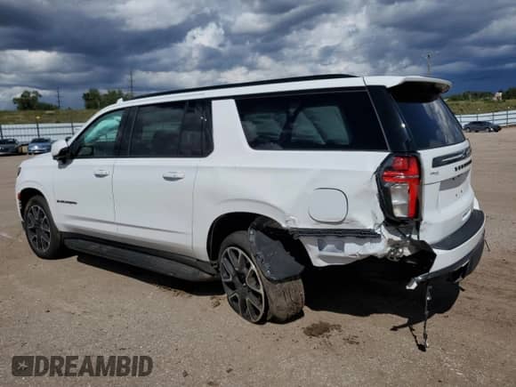 2022 Chevrolet Suburban RST с VIN 1GNSKEKD9NR105677, выставлен на аукционе Copart как лот 70652555 с пробегом 52 203 миль миль и Списание • Salvage title. История ставок и продаж доступна на DreamBid. Изображение 2.