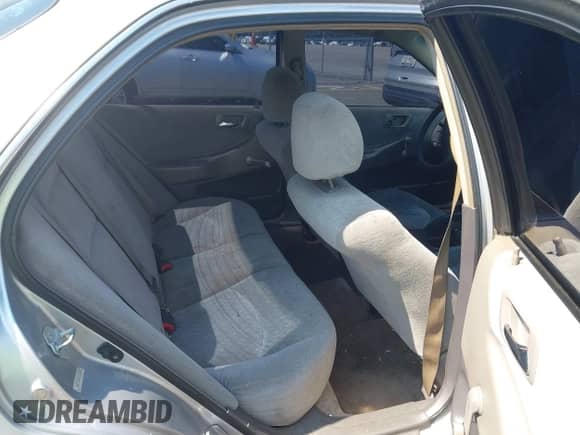2001 Honda Accord VP с VIN 1HGCF86631A045856, выставлен на аукционе IAAI как лот 43210505 с пробегом 281 194 миль миль и . История ставок и продаж доступна на DreamBid. Изображение 8.