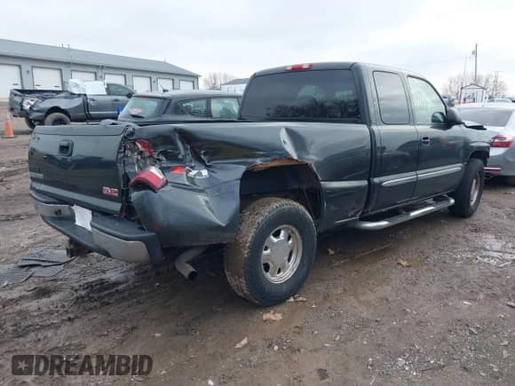 2003 GMC Sierra 1500 SLE с VIN 1GTEK19T53E241692, выставлен на аукционе IAAI как лот 41140059 с пробегом 106 472 миль миль и . История ставок и продаж доступна на DreamBid. Изображение 4.