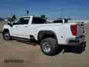 2020 Chevrolet Silverado 3500HD LTZ с VIN 1GC4YUEY2LF222606, выставлен на аукционе Copart как лот 62334385 с пробегом 32 293 миль миль и Списание • Salvage title. История ставок и продаж доступна на DreamBid. Изображение 2.
