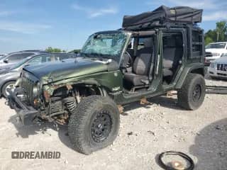 2008 Jeep Wrangler Unlimited Sahara z VIN 1J4GA59188L634858, wystawiony jako Copart lot #63989065 z przebiegiem Nie podano mil oraz Czysty tytuł • Clean title. Historia ofert i sprzedaży dostępna na DreamBid. Obrazek 1.