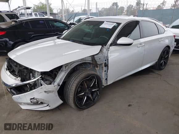 2018 Honda Accord EX z VIN 1HGCV1F47JA268121, wystawiony jako IAAI lot #42466068 z przebiegiem 103 114 mil mil oraz . Historia ofert i sprzedaży dostępna na DreamBid. Obrazek 2.