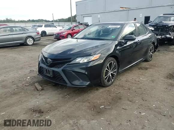 2018 Toyota Camry SE с VIN JTNB11HK0J3003753, выставлен на аукционе Copart как лот 84054985 с пробегом 220 838 миль миль и Списание • Salvage title. История ставок и продаж доступна на DreamBid. Изображение 13.