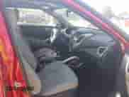 2013 Hyundai Veloster w/Gray Int z VIN KMHTC6AD7DU157057, wystawiony jako IAAI lot #43192334 z przebiegiem 120 938 mil mil oraz . Historia ofert i sprzedaży dostępna na DreamBid. Obrazek 5.