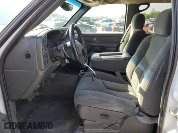 2007 Chevrolet Silverado 2500HD LT1 с VIN 1GCHK23D97F160005, выставлен на аукционе Copart как лот 57253055 с пробегом 285 262 миль миль и Списание • Salvage title. История ставок и продаж доступна на DreamBid. Изображение 7.