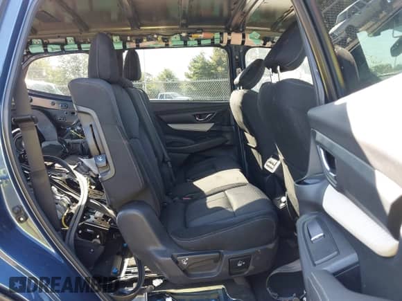 2022 Subaru Ascent Premium с VIN 4S4WMACD0N3462675, выставлен на аукционе IAAI как лот 43146321 с пробегом 28 940 миль миль и . История ставок и продаж доступна на DreamBid. Изображение 8.