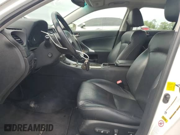 2012 Lexus IS 350 z VIN JTHCE5C20C5002247, wystawiony jako Copart lot #65723745 z przebiegiem 211 445 mil mil oraz Czysty tytuł • Clean title. Historia ofert i sprzedaży dostępna na DreamBid. Obrazek 7.