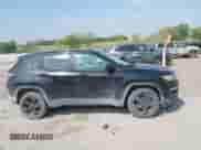 2019 Jeep Compass Latitude с VIN 3C4NJDBB9KT631067, выставлен на аукционе IAAI как лот 43156049 с пробегом 127 713 миль миль и . История ставок и продаж доступна на DreamBid. Изображение 13.
