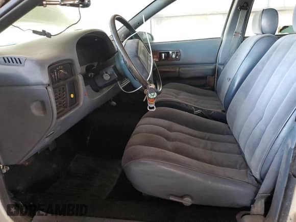 1996 Chevrolet Caprice 1SA Special Value с VIN 1G1BL52W3TR150630, выставлен на аукционе Copart как лот 81755094 с пробегом 296 333 миль миль и Чистый • Clean title. История ставок и продаж доступна на DreamBid. Изображение 7.