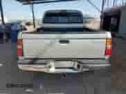 2001 Toyota Tacoma PreRunner с VIN 5TEGN92N51Z853167, выставлен на аукционе Copart как лот 69870655 с пробегом 228 921 миль миль и Списание • Salvage title. История ставок и продаж доступна на DreamBid. Изображение 6.