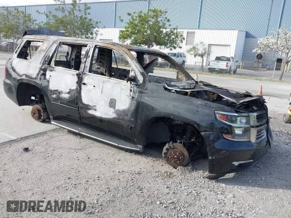 2017 Chevrolet Tahoe Premier z VIN 1GNSKCKC7HR178823, wystawiony jako IAAI lot #41896222 z przebiegiem Nie podano mil oraz . Historia ofert i sprzedaży dostępna na DreamBid. Obrazek 1.