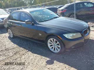 2011 BMW 3 Series 328i xDrive z VIN WBAPK5C51BA658093, wystawiony jako IAAI lot #43474207 z przebiegiem Nie podano mil oraz . Historia ofert i sprzedaży dostępna na DreamBid. Obrazek 1.