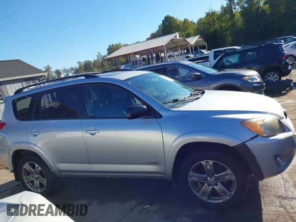 2009 Toyota RAV4 Sport with VIN JTMBF32V69D008515, listed as a IAAI auction lot 43465005 with 173,099 mi miles and . Bid and sale history available at DreamBid. Image 13.
