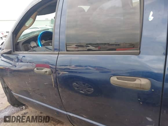 2004 Dodge 1500 SLT with VIN 1D7HA18D94S569202, listed as a IAAI auction lot 42603253 with 210,536 mi miles and . Bid and sale history available at DreamBid. Image 15.
