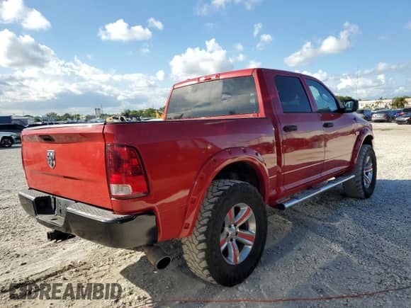 2013 Ram 1500 Express z VIN 1C6RR7KT2DS547740, wystawiony jako Copart lot #85755975 z przebiegiem 145 640 mil mil oraz Czysty tytuł • Clean title. Historia ofert i sprzedaży dostępna na DreamBid. Obrazek 3.