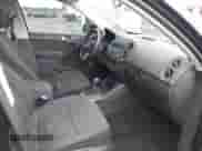 2013 Volkswagen Tiguan SE с VIN WVGAV3AX4DW607441, выставлен на аукционе IAAI как лот 42173141 с пробегом 113 186 миль миль и . История ставок и продаж доступна на DreamBid. Изображение 5.