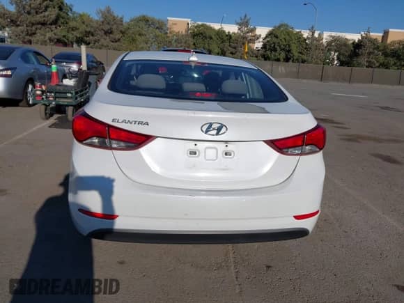 2016 Hyundai Elantra SE z VIN 5NPDH4AE9GH695765, wystawiony jako IAAI lot #43241867 z przebiegiem 205 118 mil mil oraz . Historia ofert i sprzedaży dostępna na DreamBid. Obrazek 17.