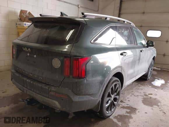 2022 Kia Sorento SX with VIN 5XYRKDLFXNG104652, listed as a IAAI auction lot 41493149 with 27,064 mi miles and . Bid and sale history available at DreamBid. Image 4.