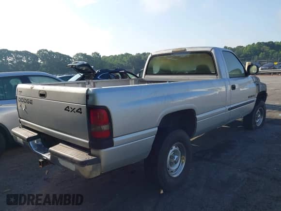 2001 Dodge 1500 with VIN 1B7HF16Y71S165120, listed as a IAAI auction lot 42728708 with Not provided miles and . Bid and sale history available at DreamBid. Image 4.