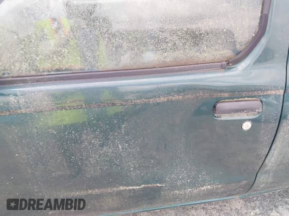 2001 Nissan Frontier XE with VIN 1N6DD26S31C325992, listed as a IAAI auction lot 42738611 with 199,451 mi miles and . Bid and sale history available at DreamBid. Image 12.