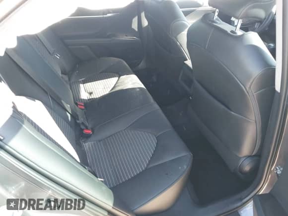 2021 Toyota Camry SE Nightshade z VIN 4T1G11AK4MU440265, wystawiony jako IAAI lot #41535749 z przebiegiem 52 168 mil mil oraz . Historia ofert i sprzedaży dostępna na DreamBid. Obrazek 8.