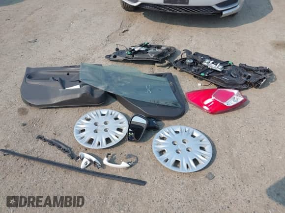 2016 Ford Fiesta S с VIN 3FADP4TJXGM195305, выставлен на аукционе IAAI как лот 43152295 с пробегом 74 225 миль миль и . История ставок и продаж доступна на DreamBid. Изображение 12.