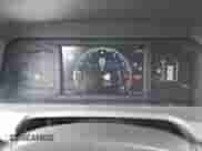 2024 Toyota Tacoma SR5 z VIN 3TYKB5FN8RT006646, wystawiony jako IAAI lot #42552787 z przebiegiem 23 870 mil mil oraz . Historia ofert i sprzedaży dostępna na DreamBid. Obrazek 7.