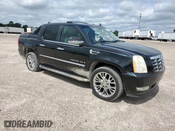 2008 Cadillac Escalade EXT with VIN 3GYFK62838G215495, listed as a Copart auction lot 67835795 with 266,653 mi miles and Clean title. Bid and sale history available at DreamBid. Image 4.