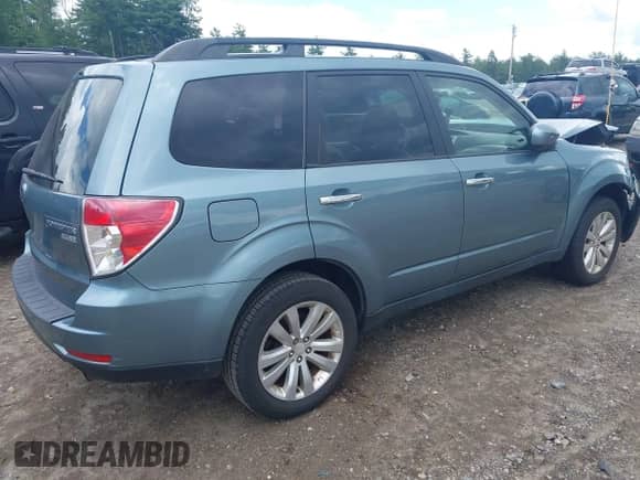 2012 Subaru Forester X Limited z VIN JF2SHAEC9CH422804, wystawiony jako IAAI lot #42892881 z przebiegiem 141 716 mil mil oraz . Historia ofert i sprzedaży dostępna na DreamBid. Obrazek 4.