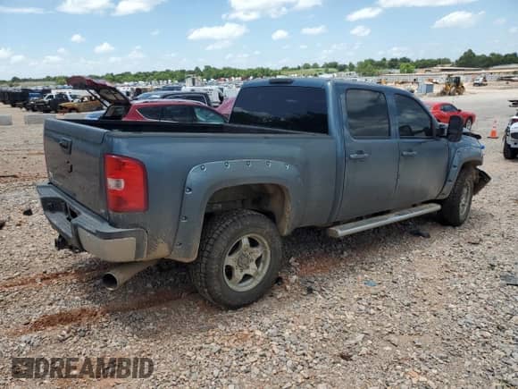 2013 Chevrolet Silverado 2500HD LTZ с VIN 1GC1KYE84DF105087, выставлен на аукционе Copart как лот 61425565 с пробегом 254 493 миль миль и Списание • Salvage title. История ставок и продаж доступна на DreamBid. Изображение 3.